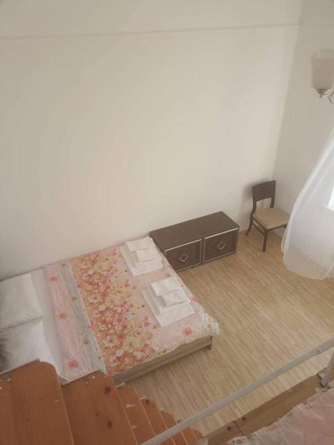 Bis-A Guesthouse Makhinjauri Exteriér fotografie