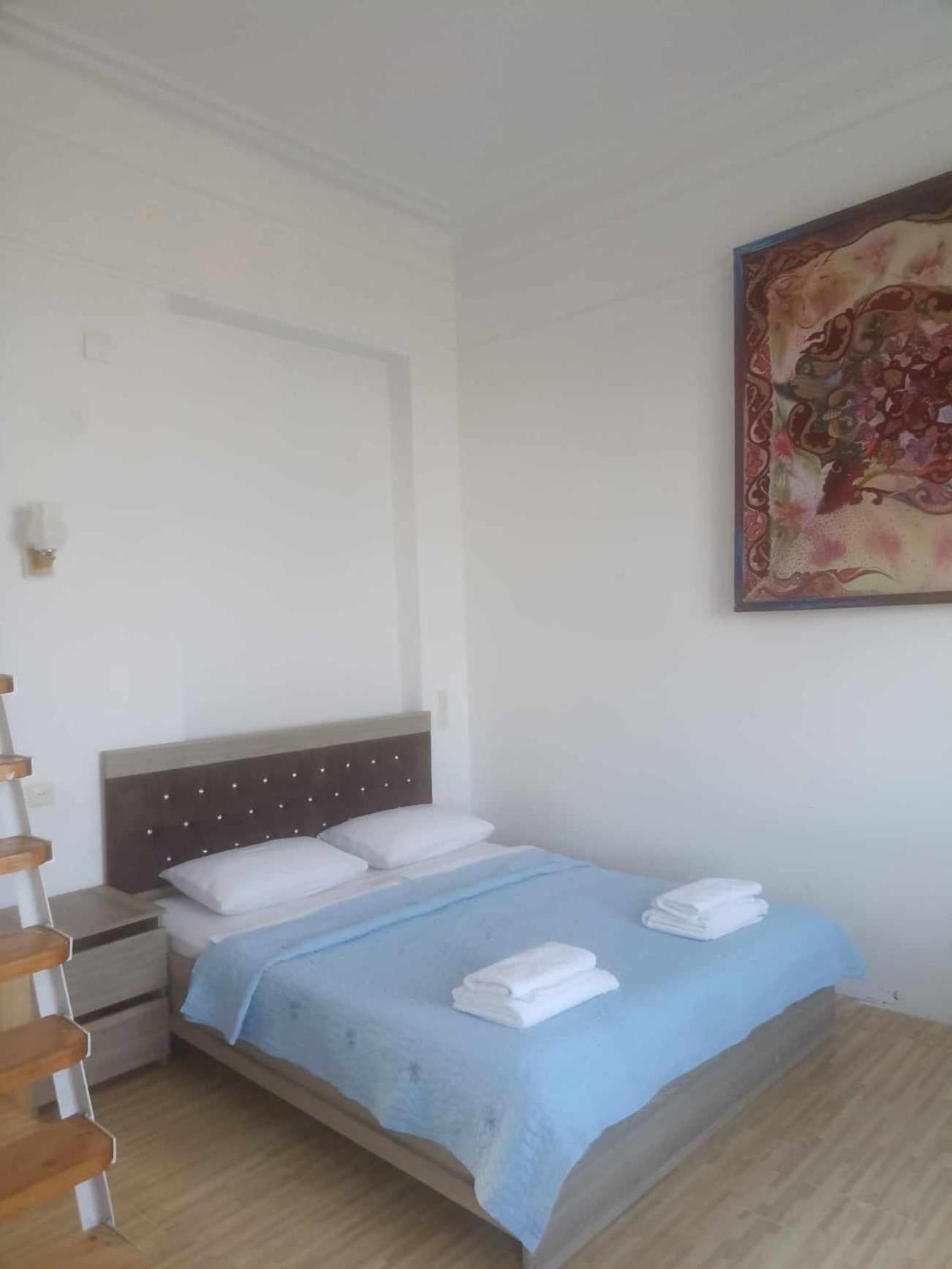 Bis-A Guesthouse Makhinjauri Exteriér fotografie