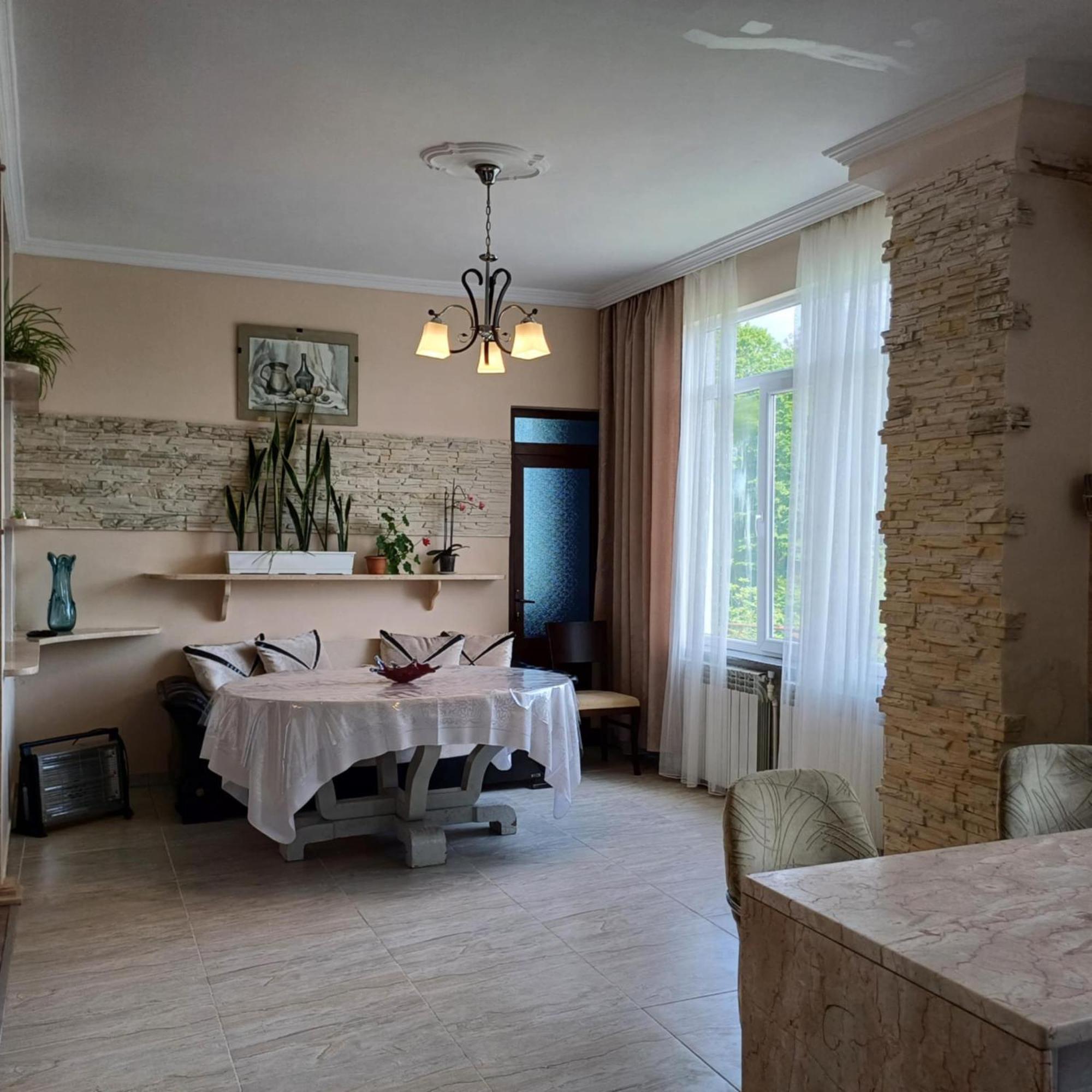 Bis-A Guesthouse Makhinjauri Exteriér fotografie