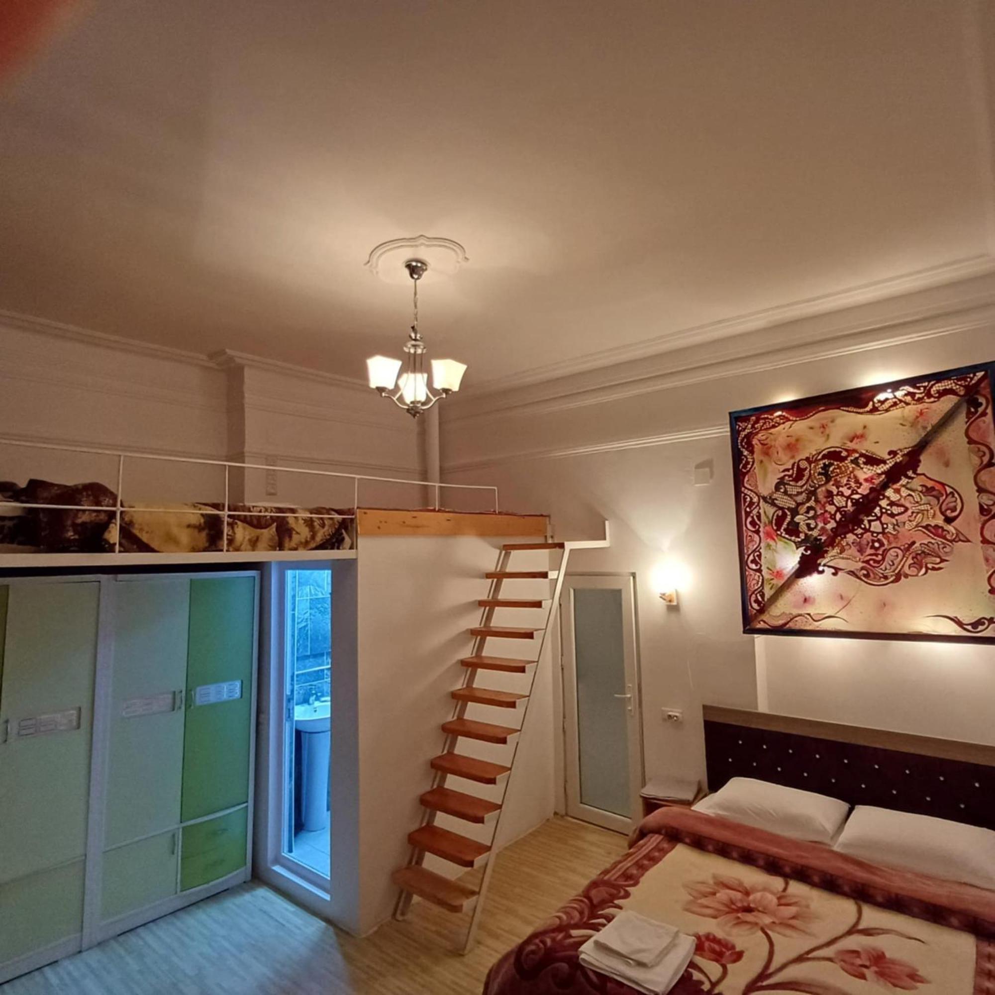 Bis-A Guesthouse Makhinjauri Exteriér fotografie