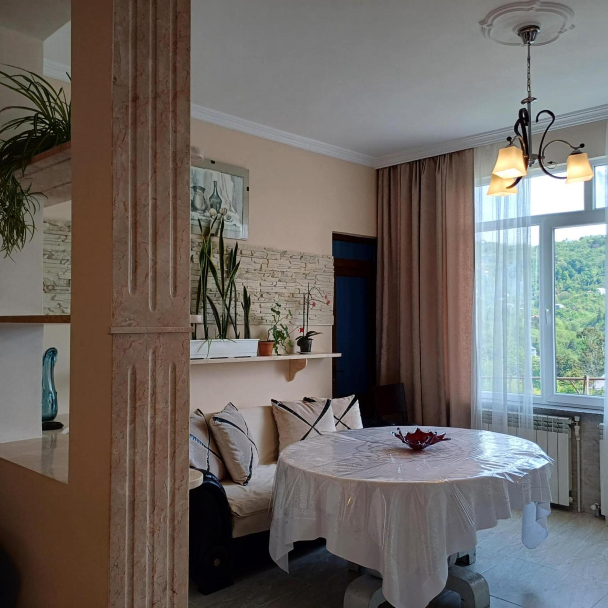 Bis-A Guesthouse Makhinjauri Exteriér fotografie