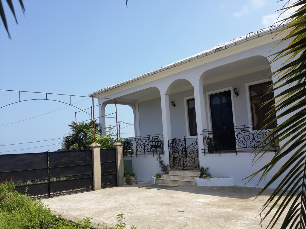 Bis-A Guesthouse Makhinjauri Exteriér fotografie
